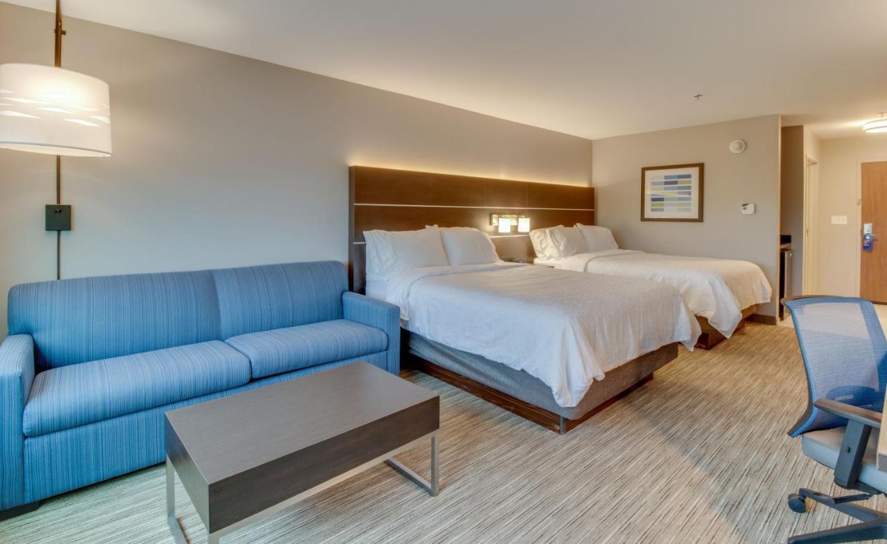 Holiday Inn Express & Suites - Union City By Ihg Exterior foto